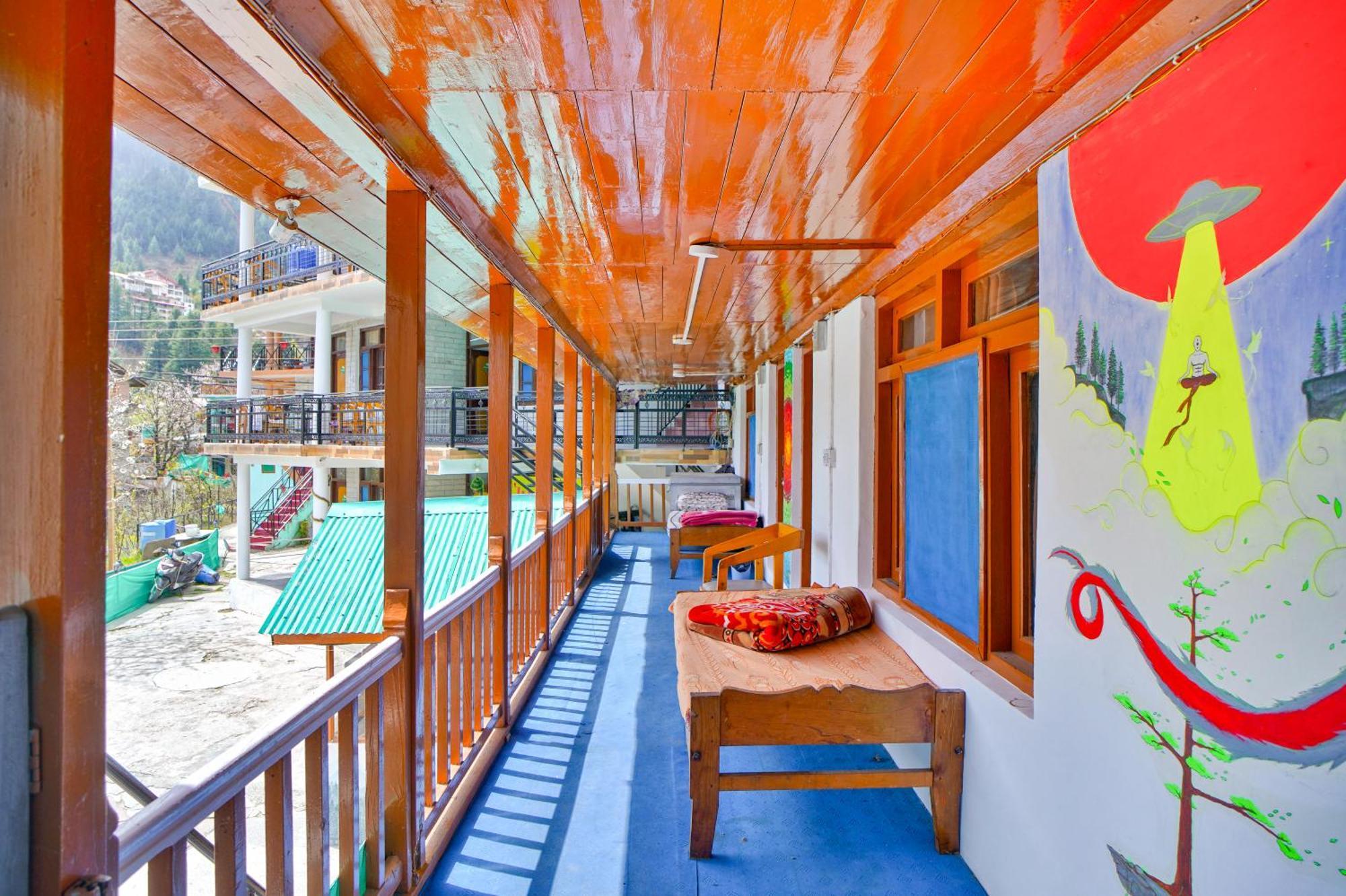 Jungle By Sturmfrei Manali Hostel Екстериор снимка